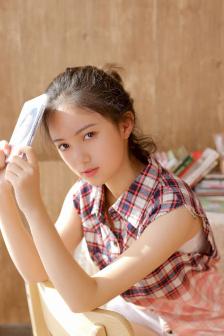 迪丽热巴男友感大片